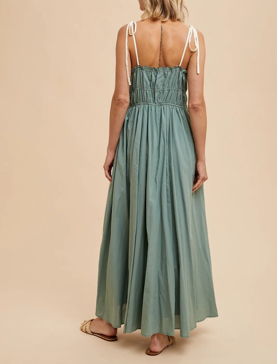 Contrast Trim Maxi Dress
