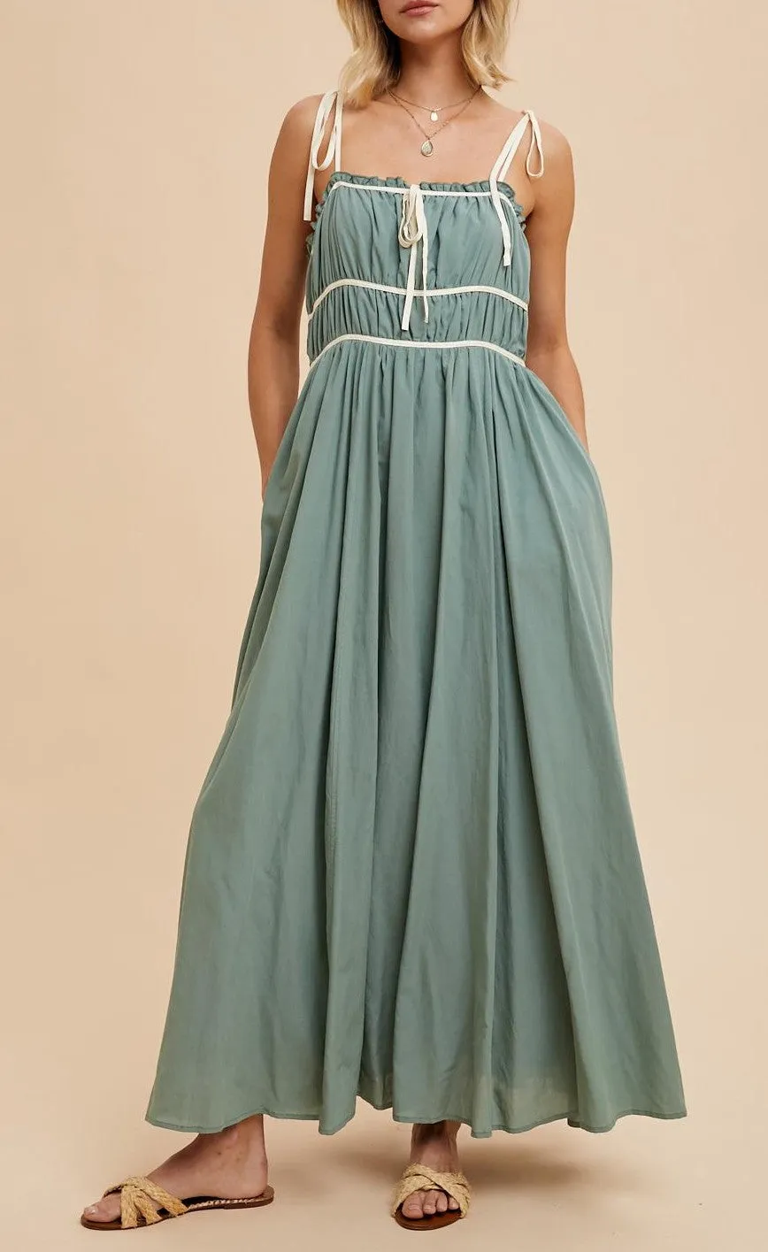 Contrast Trim Maxi Dress