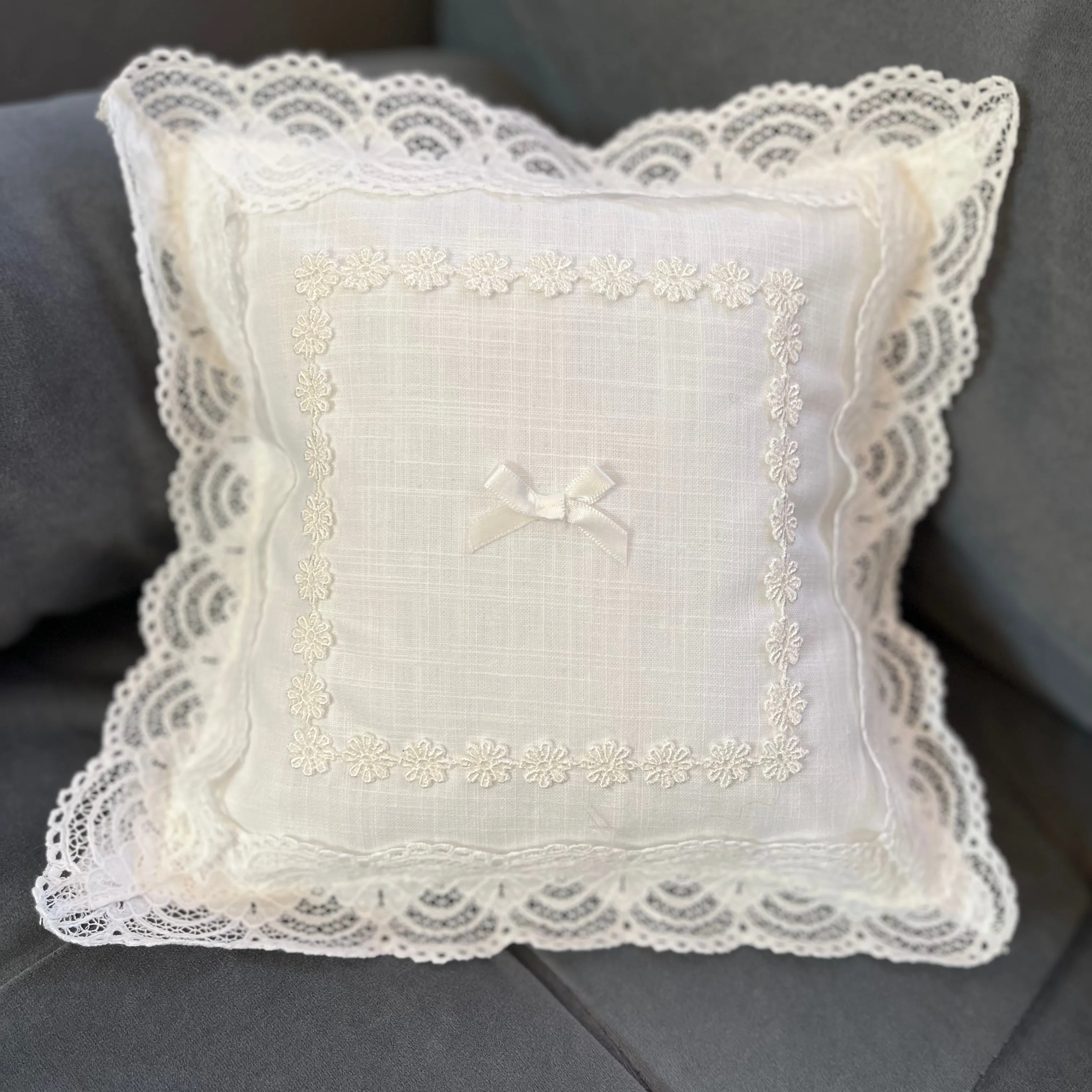 Lace trim cushion cover
