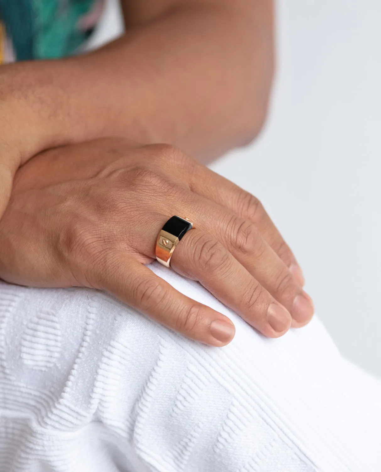 MONTANA Gold Ring with Black Onyx