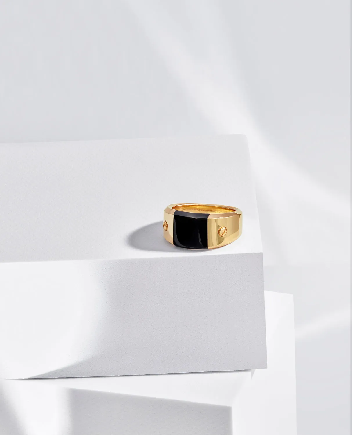 MONTANA Gold Ring with Black Onyx