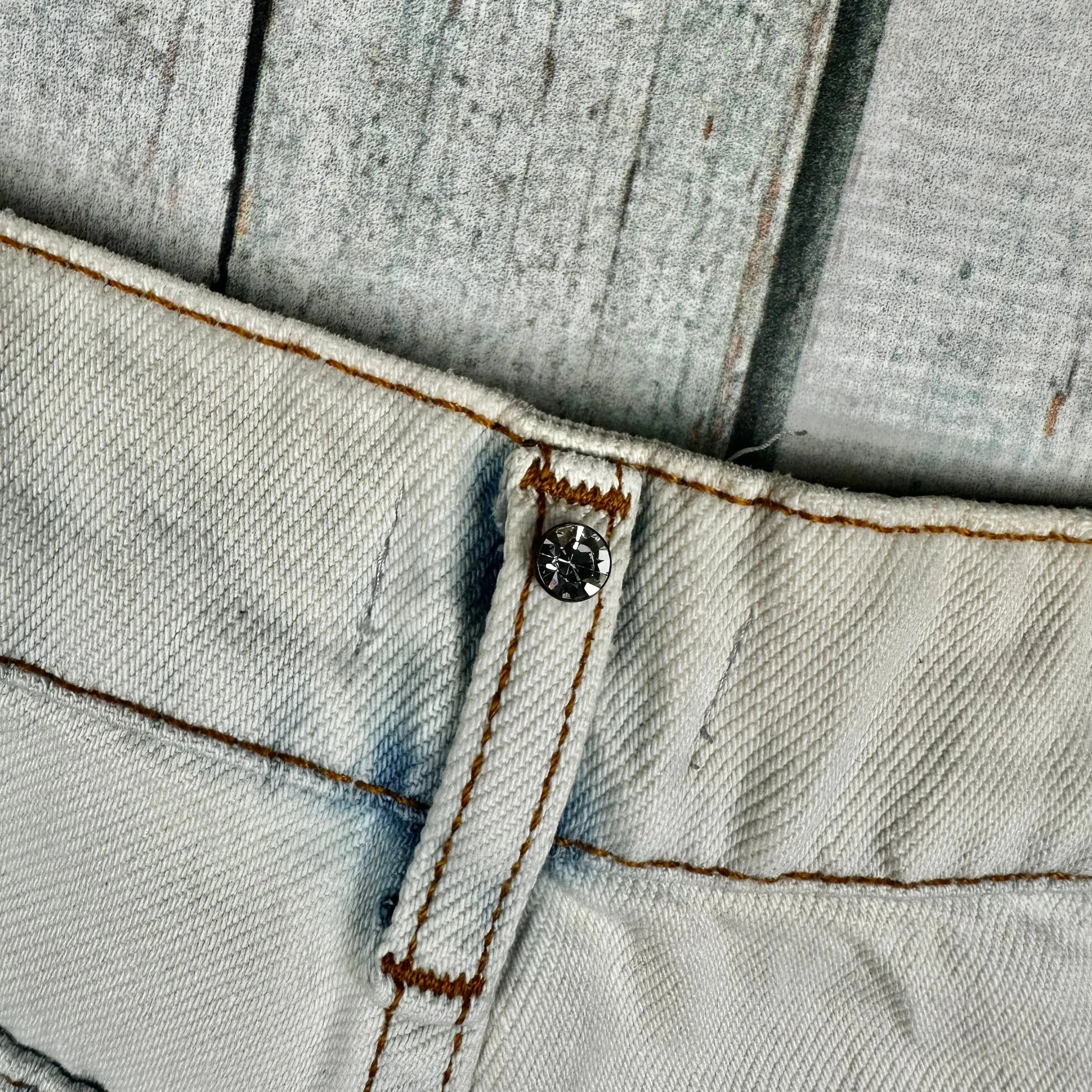 NWT - LUI-JO Italian Bleached 'Lungo' Easy Fit Fit Jeans -Size 30